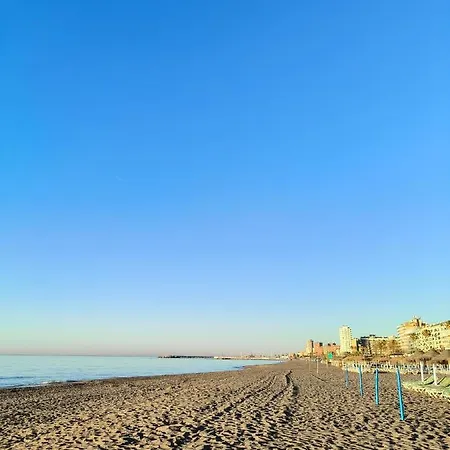 And Holidays Апартаменты Фуэнхирола